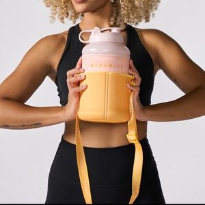 Brand new mustard & blush sleeve